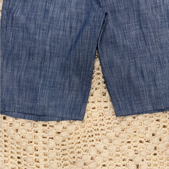LOFT Blue Women’s Shorts - Picture 3 of 12